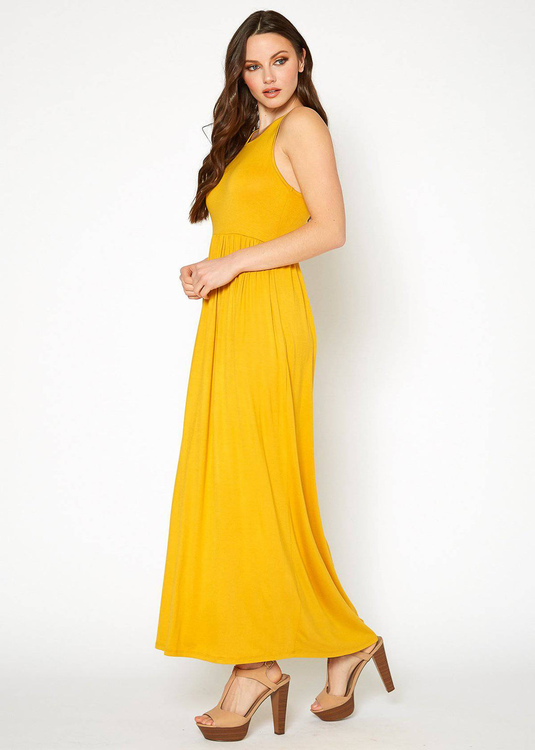 Womens Sleeveless Pleated Maxi Dress