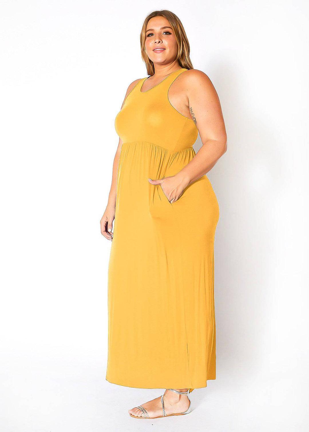 Plus Size Womens Sleeveless Pleated Maxi Dress