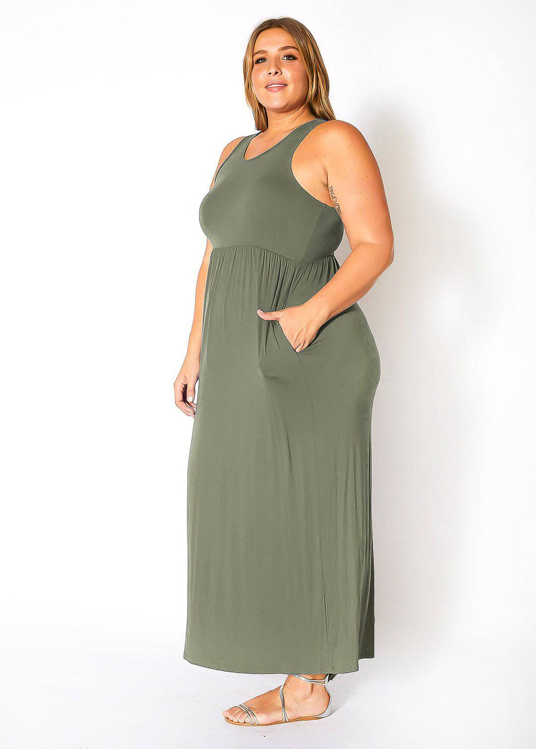 Plus Size Womens Sleeveless Pleated Maxi Dress