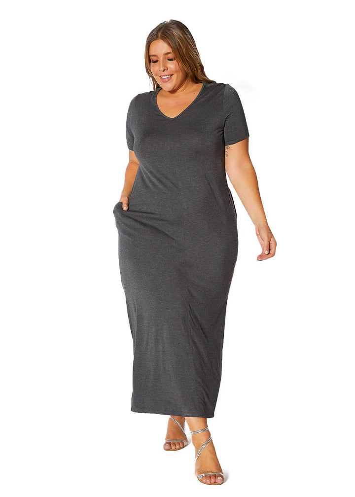 Plus Size V-neck Short Sleeve Maxi Dress With Pockets