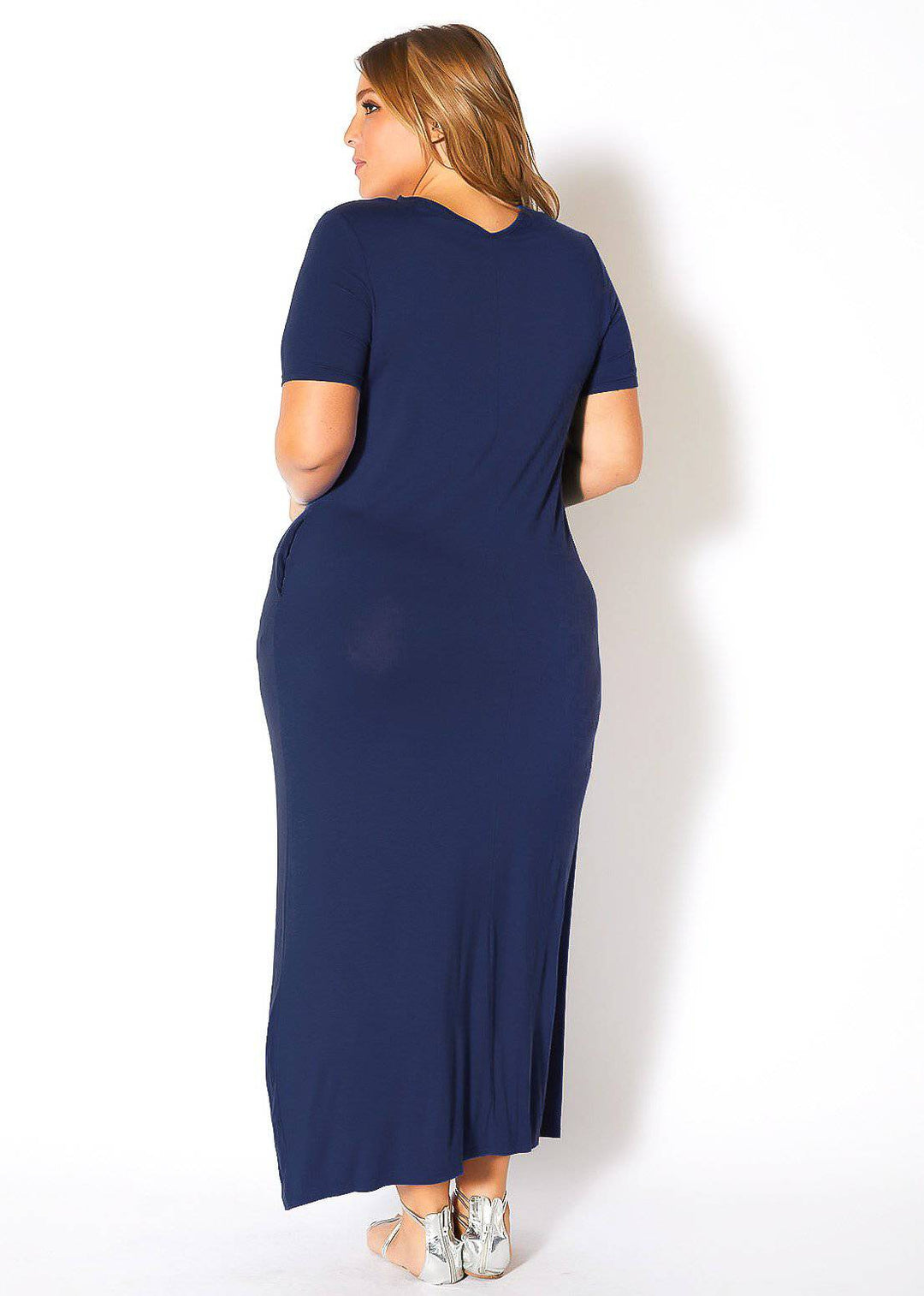 Plus Size V-neck Short Sleeve Maxi Dress With Pockets