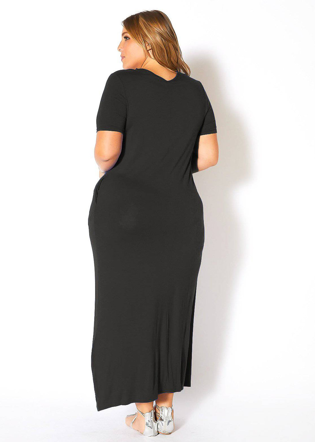 Plus Size V-neck Short Sleeve Maxi Dress With Pockets