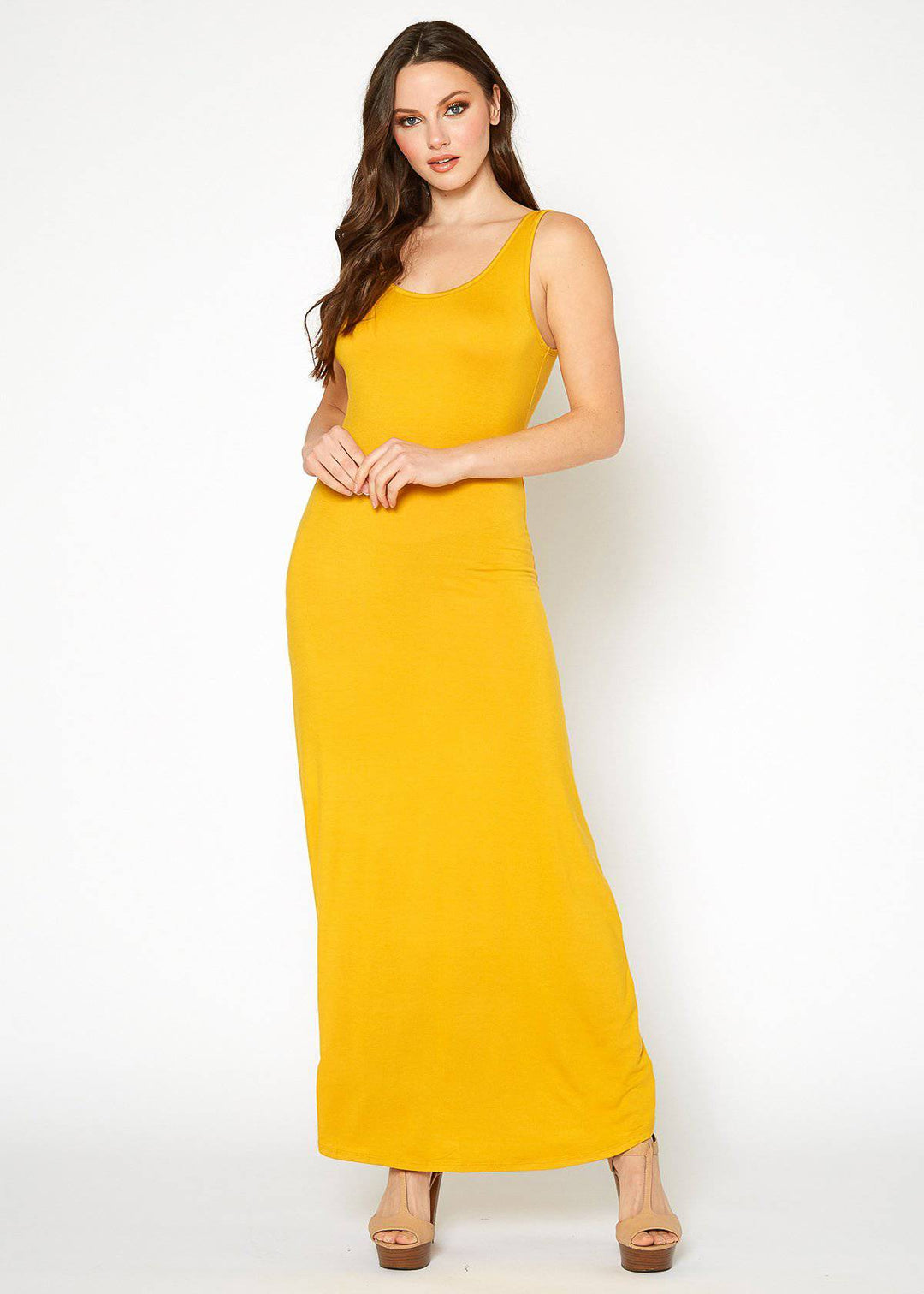 Women's Sleeveless Scoop Neck Maxi Dress