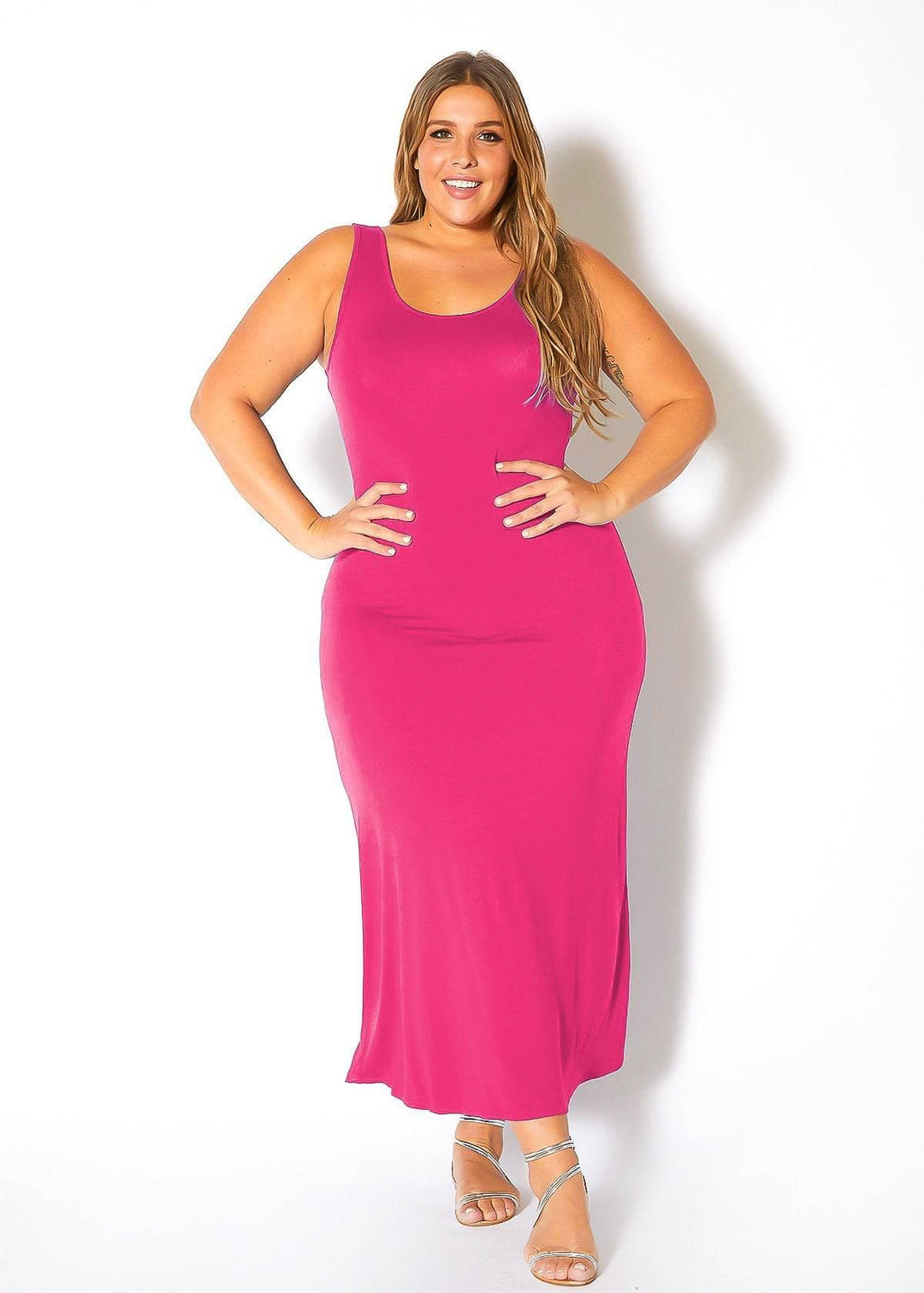 Plus Size Round Neck Sleeveless Maxi Dress