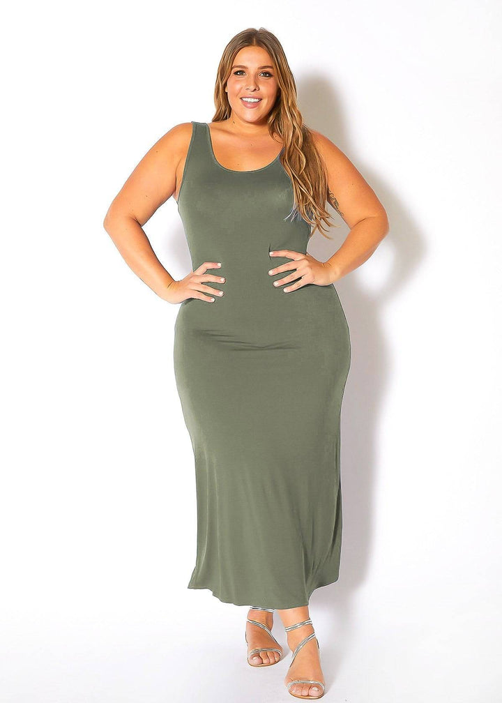 Plus Size Round Neck Sleeveless Maxi Dress