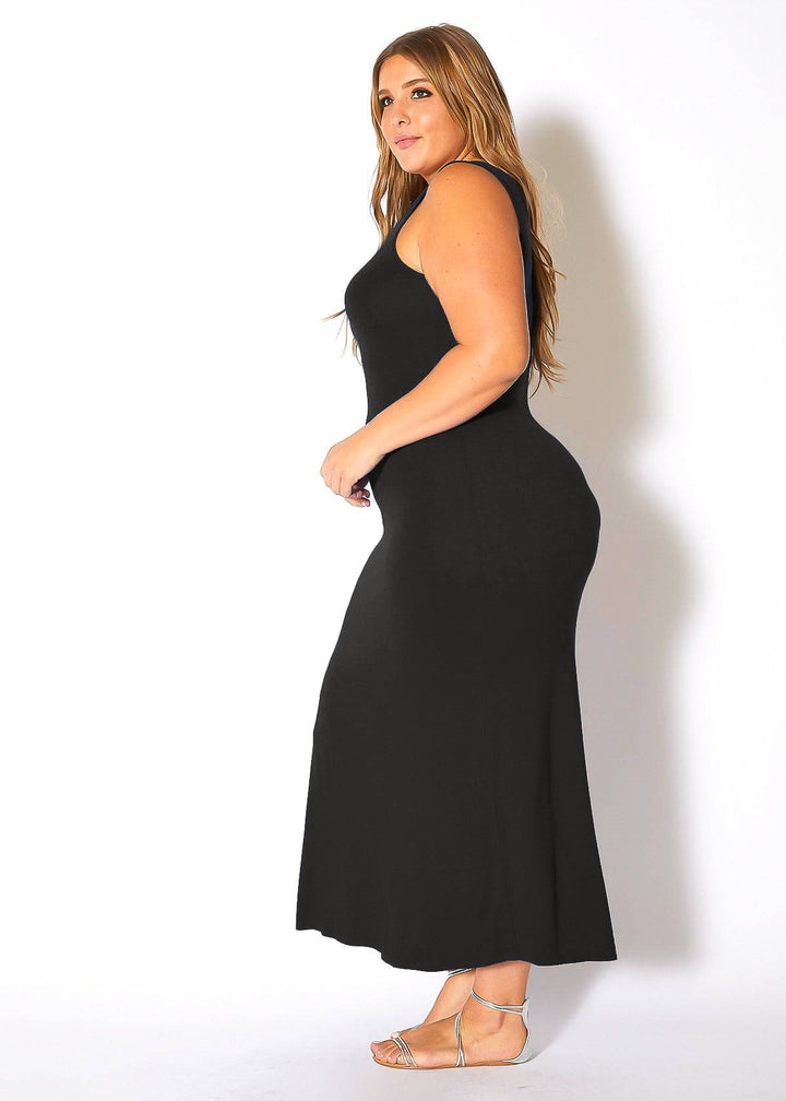 Plus Size Round Neck Sleeveless Maxi Dress