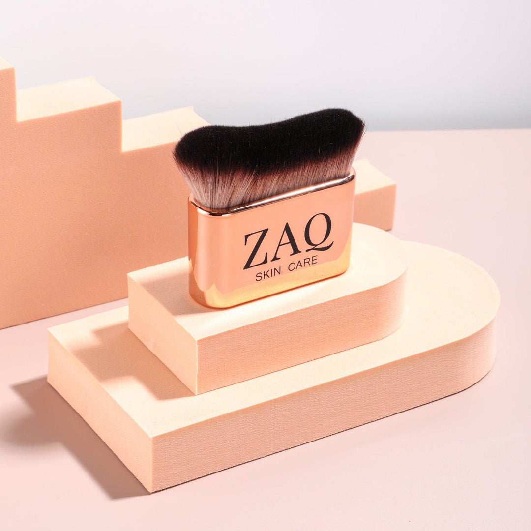 Blending Liquid Foundation Kabuki Brush by ZAQ Skin & Body