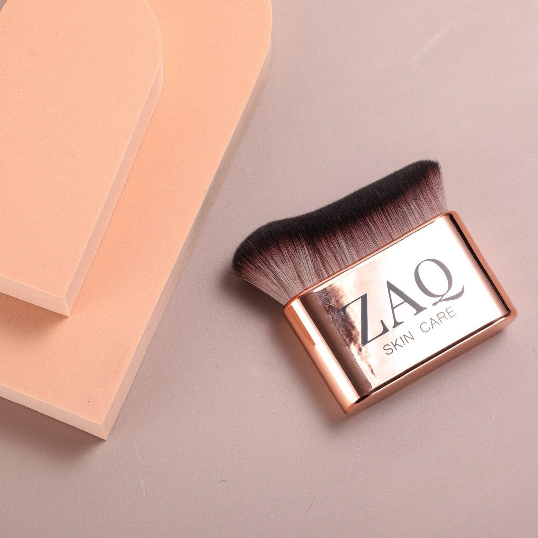 Blending Liquid Foundation Kabuki Brush by ZAQ Skin & Body