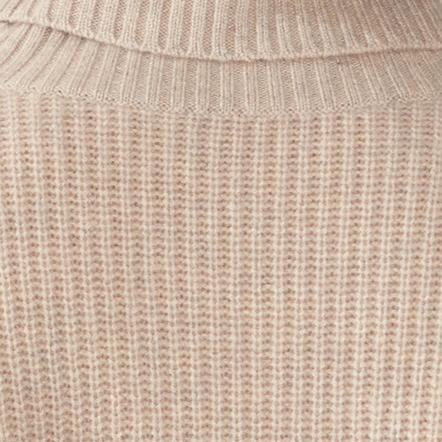 Ellie Chunky Cashmere Turtleneck by Italic