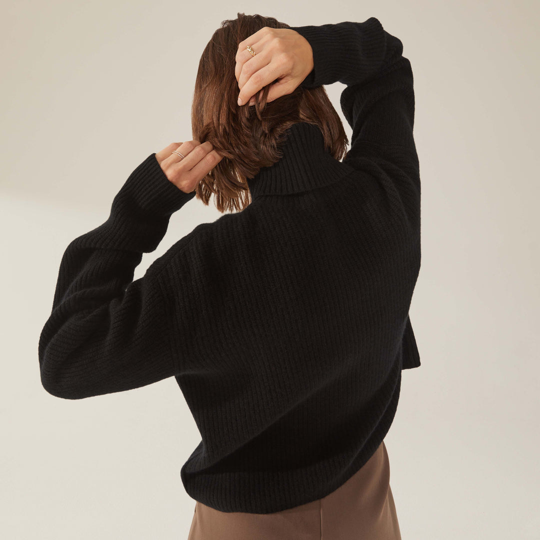 Ellie Chunky Cashmere Turtleneck by Italic