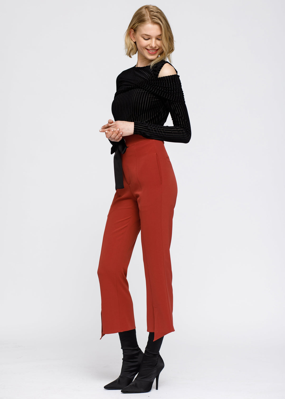 Open Shoulder Stripe Velvet Top