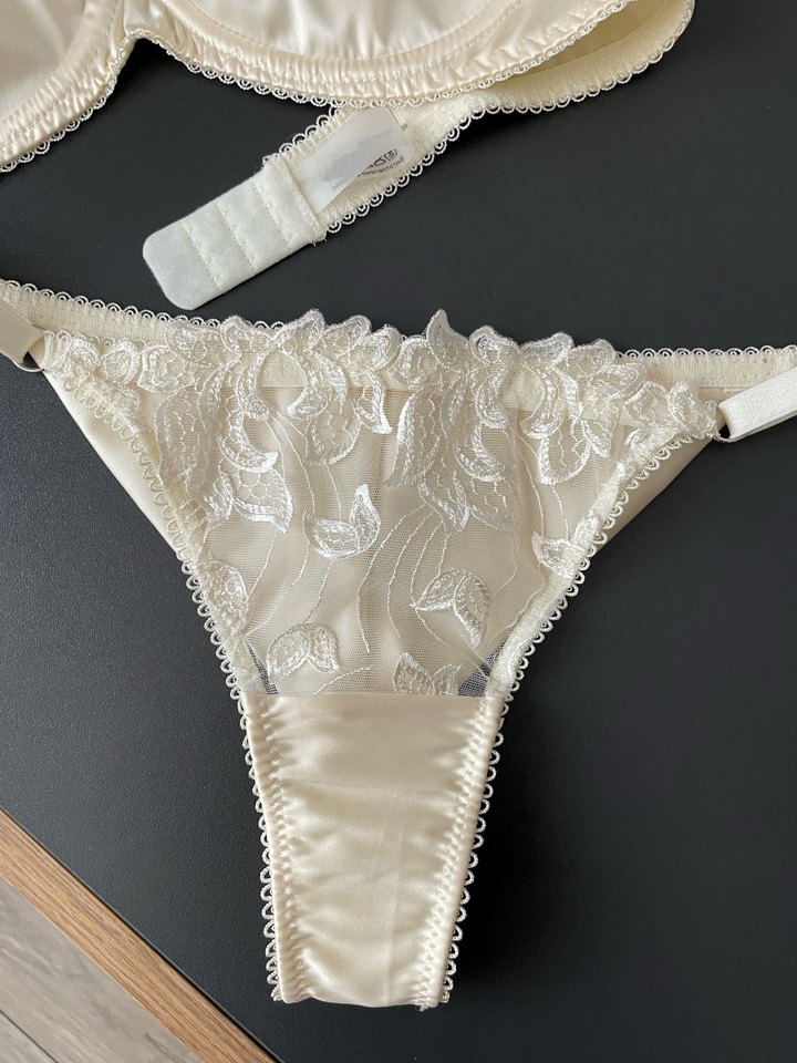 Azalea bridal Lingerie Set by Angie's Showroom