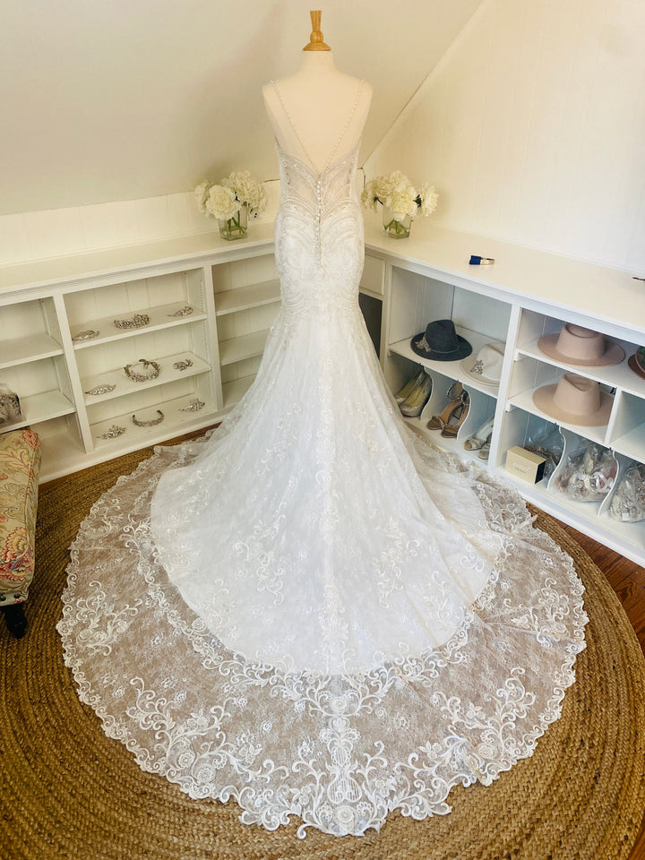 Maggie Sottero 'Whitney' Gown Size 14