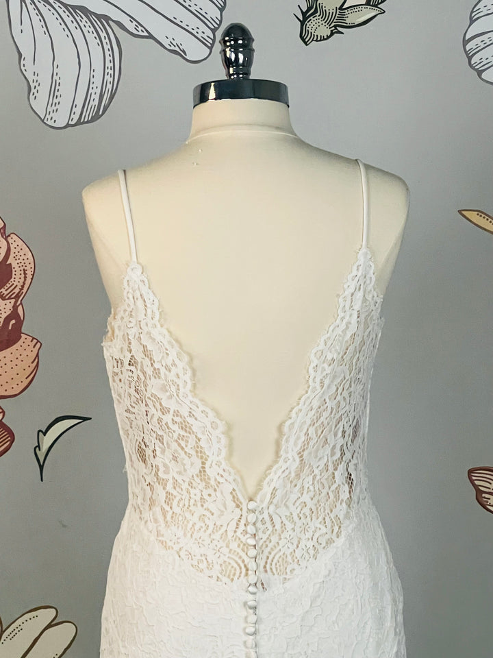 The 'Evie' Gown by Wilderly Bridal Size 12