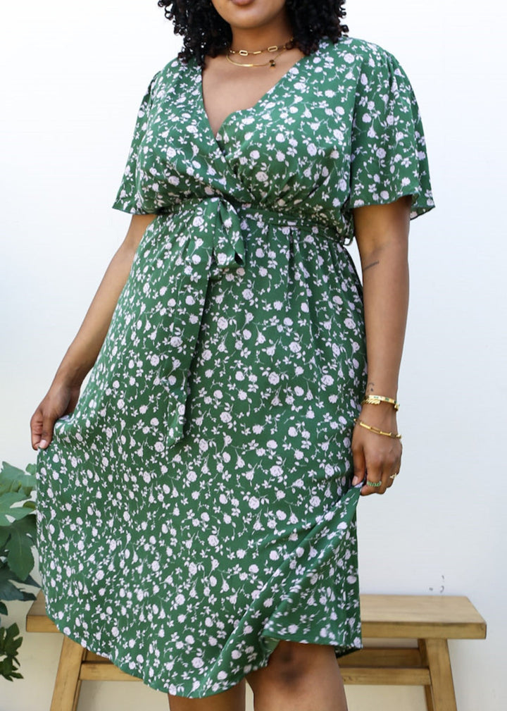 Plus Size Green Maxi Dress with Light Pink Floral Print