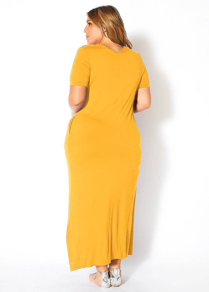 Plus Size V-neck Short Sleeve Maxi Dress With Pockets