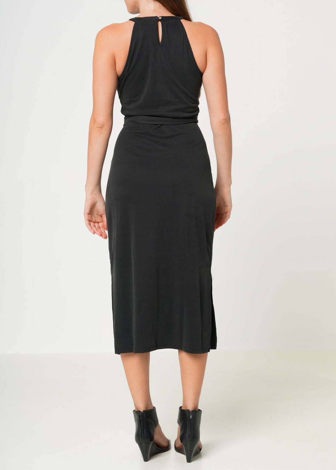 Women's Haltered Sheath Midi Dress In Black