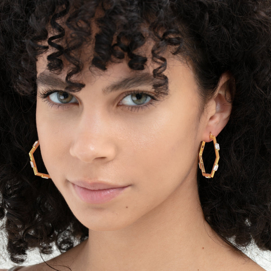 The Claire Hoop Earrings - Medium by Ora Ana