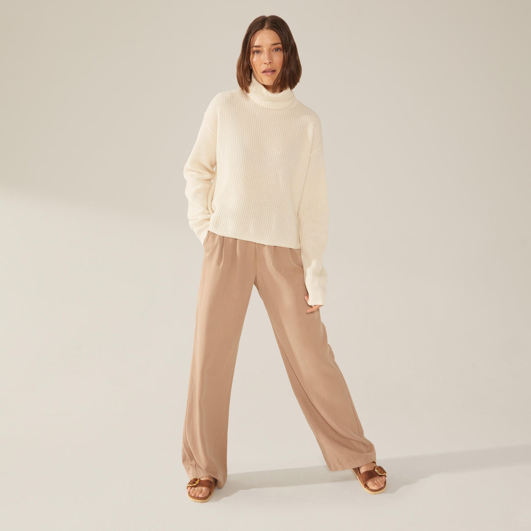 Ellie Chunky Cashmere Turtleneck by Italic