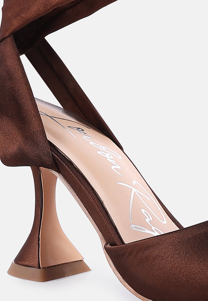 fonda pump by London Rag