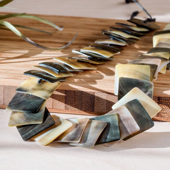 Mother of Pearl Shell Necklace - Playa Iridescent Grey | LIKHÂ by LIKHÂ