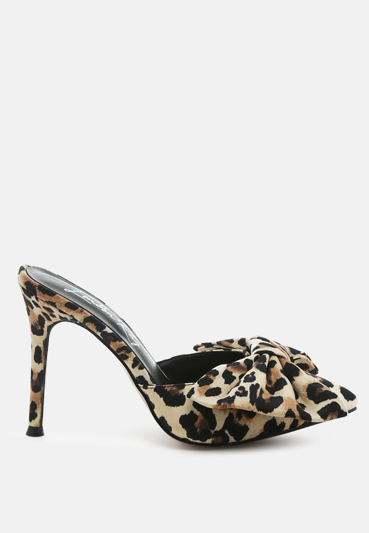 Joelle Pump by London Rag