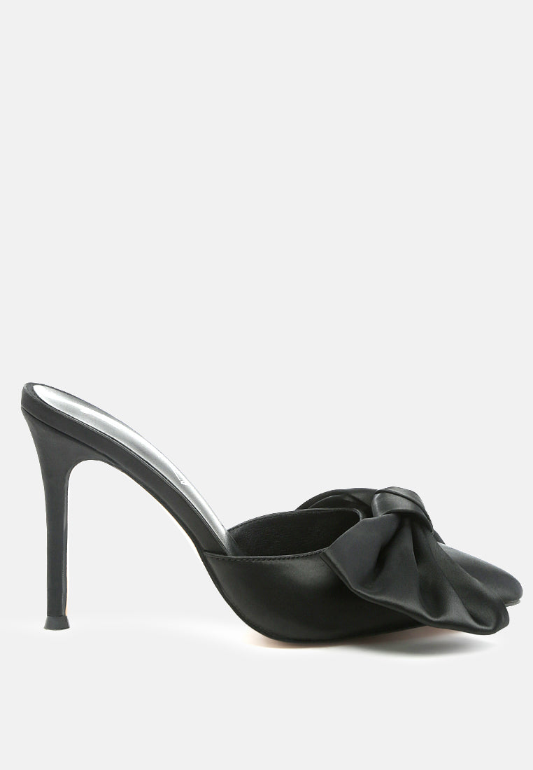 Sidonie Pump by London Rag