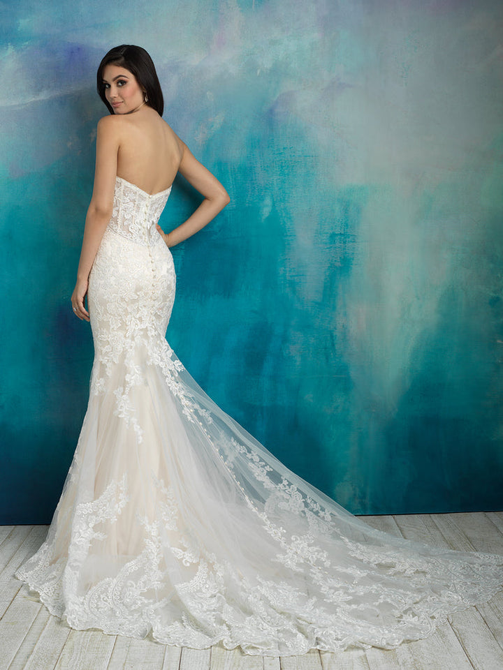 Allure Bridals Style 9516 Size 14