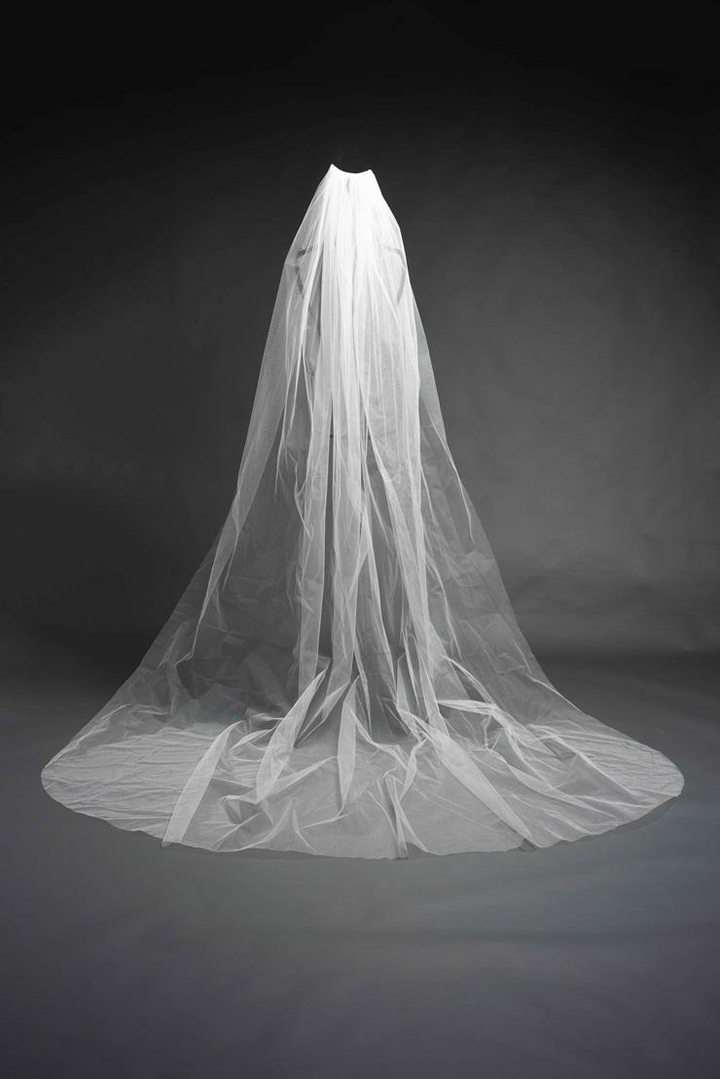 Malis Henderson Cathedral Veil Style 20926V