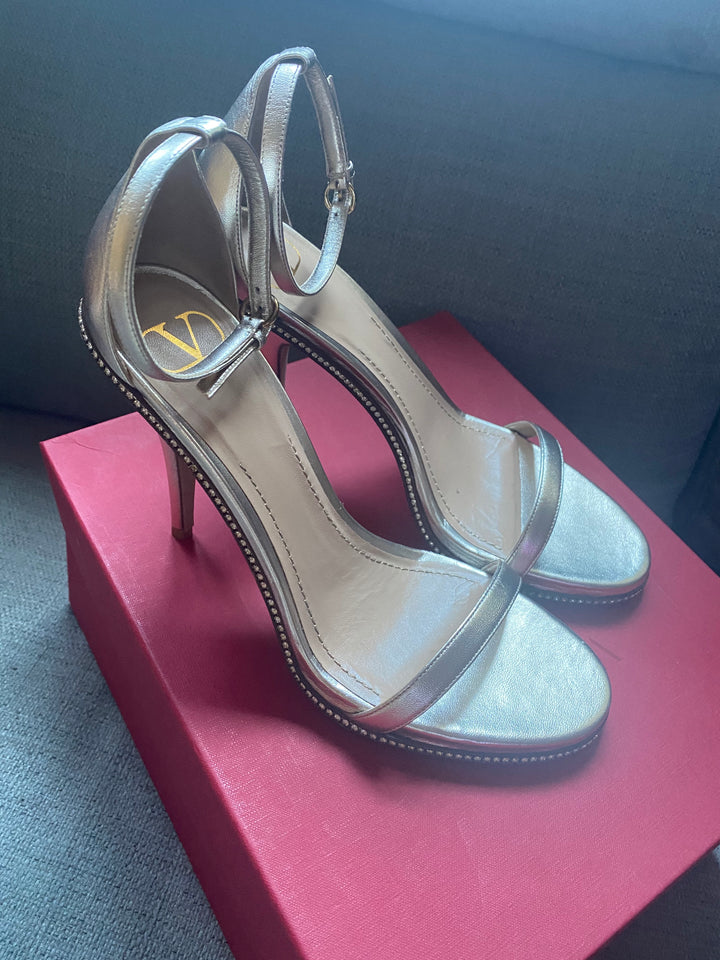 Valentino Metallic Silver Crystal Embellished Sandals Size 10 (IT 40)